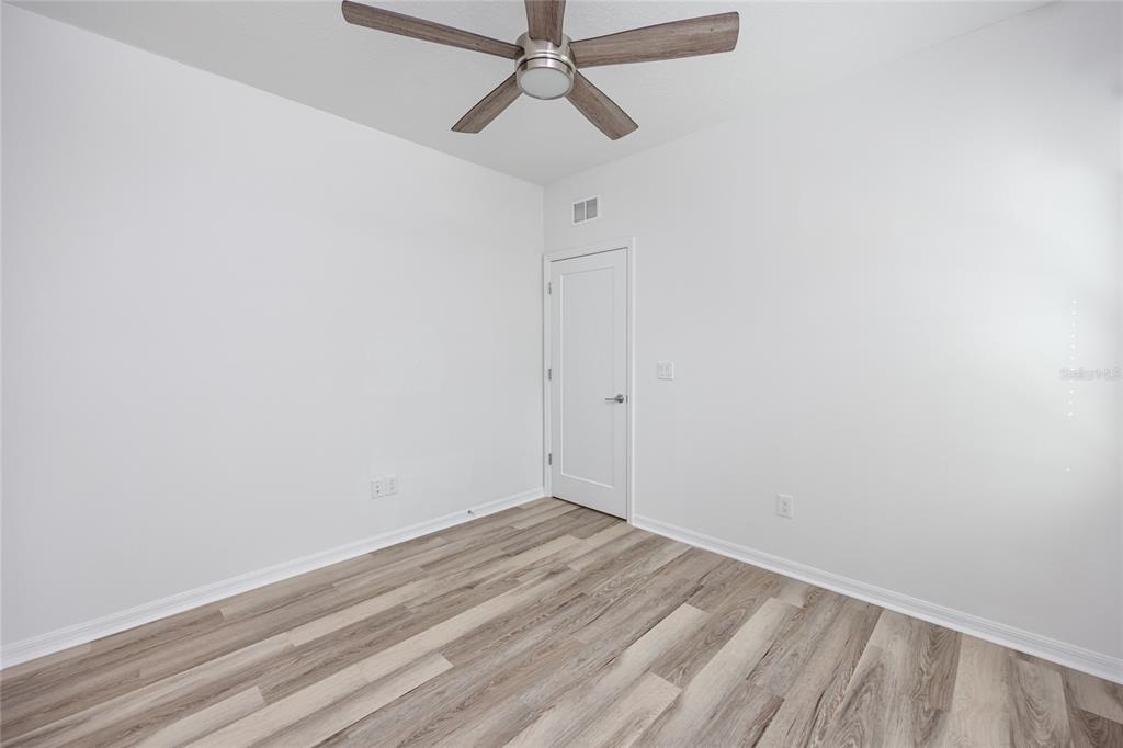 915 E 15th Avenue - Photo 33