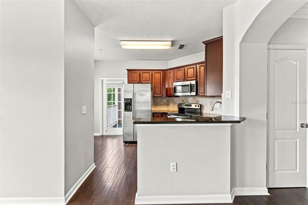 10436 Villa View Circle - Photo 12