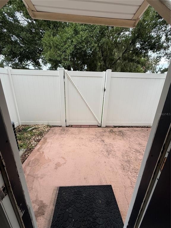 2302 Maki Road - Photo 30