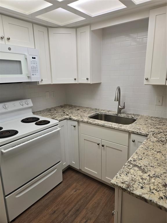 1320 Moreland Drive - Photo 12