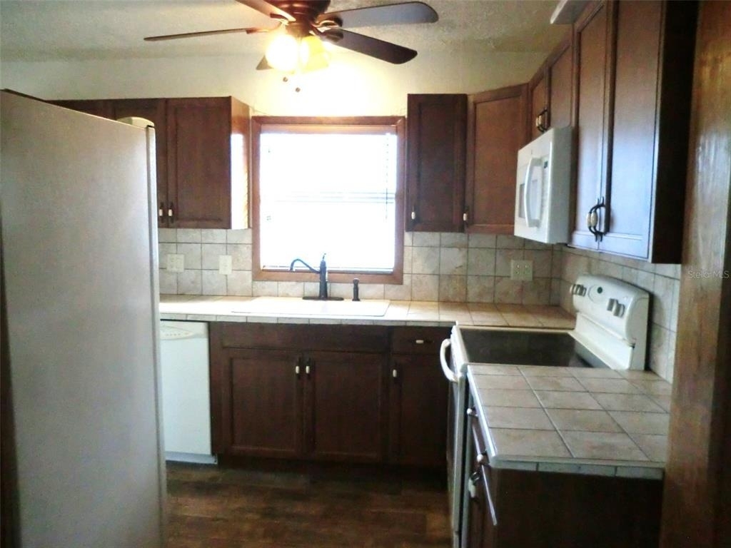 202 Bedford Trail - Photo 7