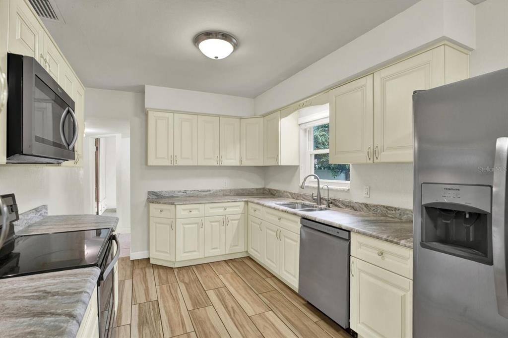 8567 Ridge Road - Photo 3