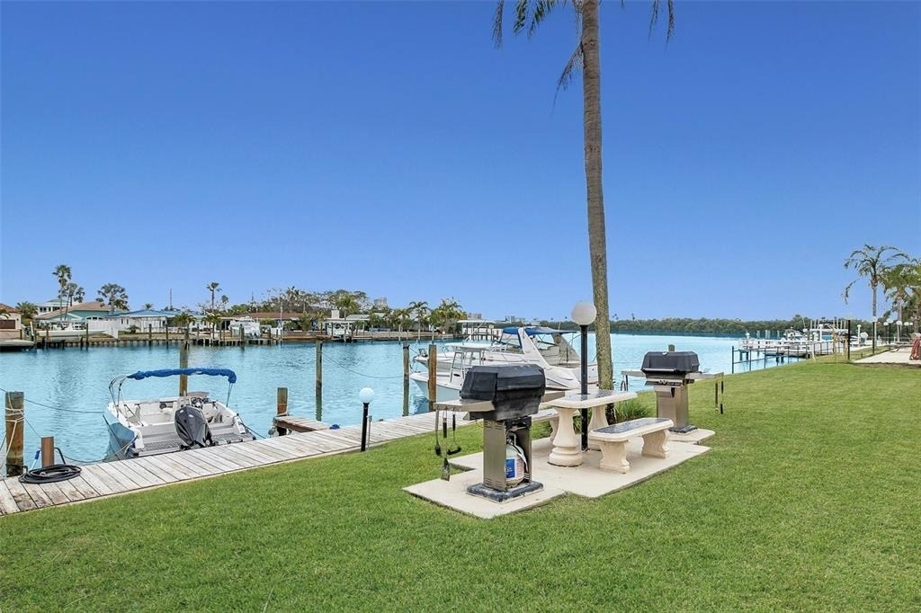 51 Island Way - Photo 41