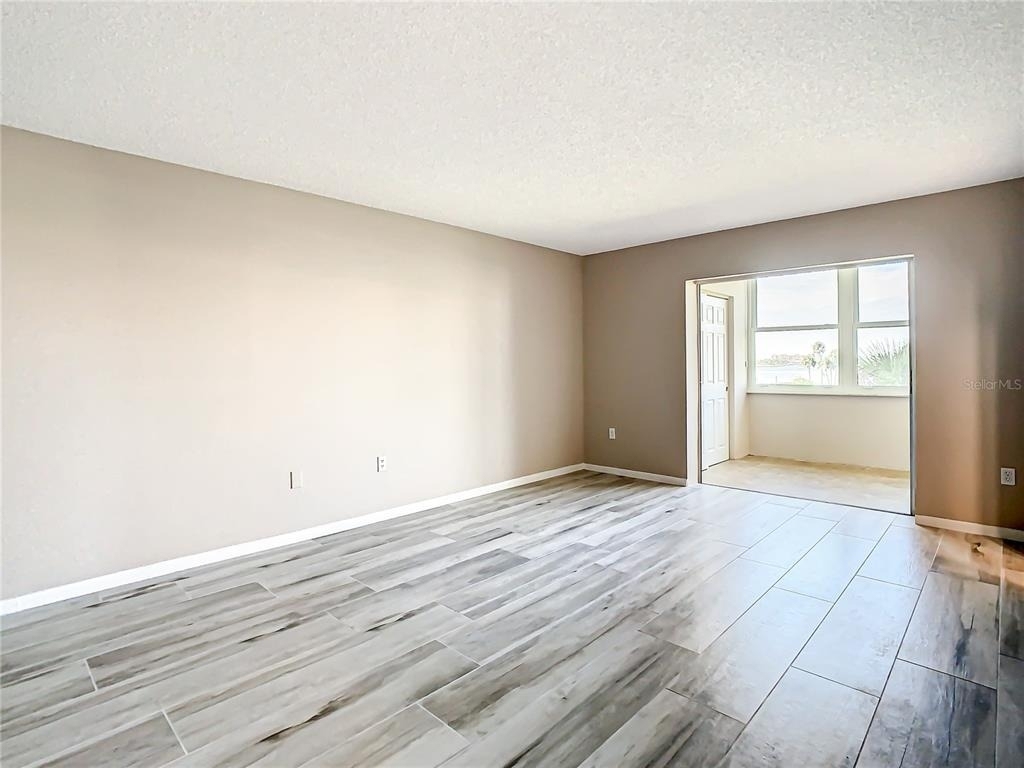 4575 Cove Circle - Photo 21