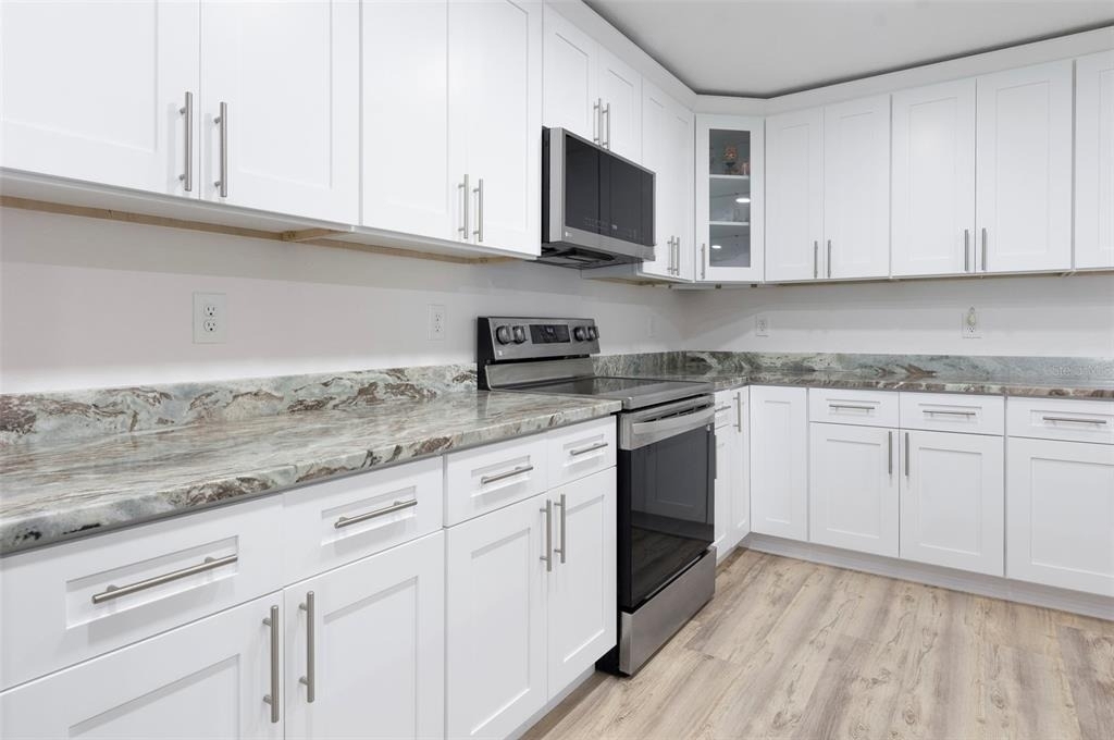 7254 55th Avenue N - Photo 9