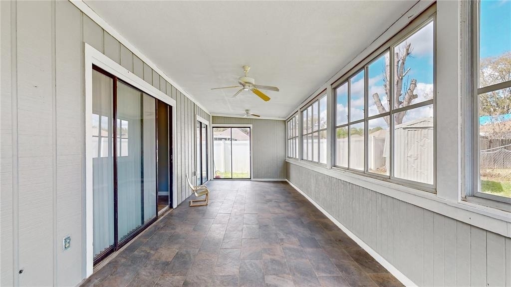 305 Medina Court - Photo 17