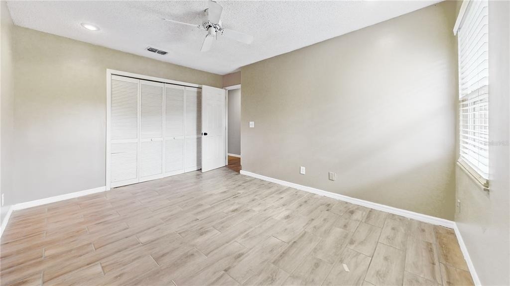 305 Medina Court - Photo 16