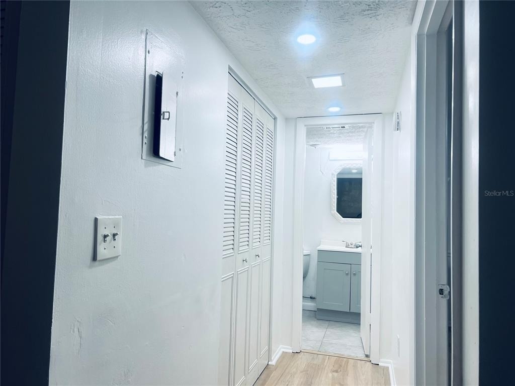 5467 Hansel Avenue - Photo 3