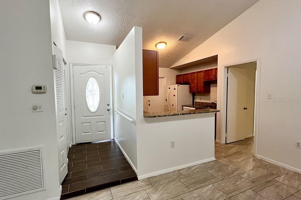 10 York Court - Photo 3