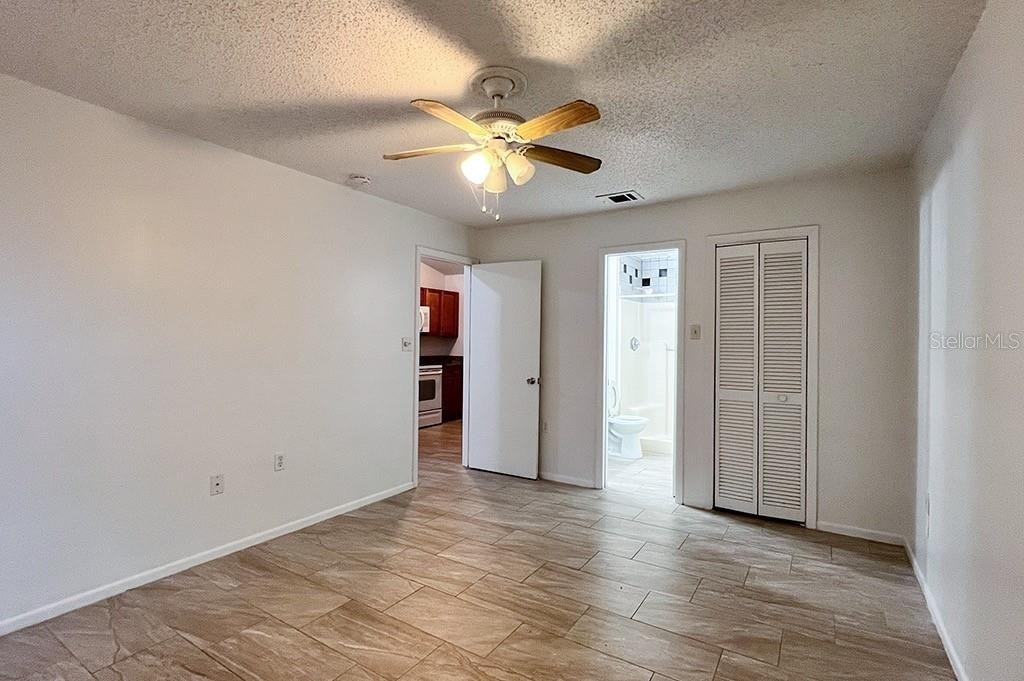 10 York Court - Photo 11