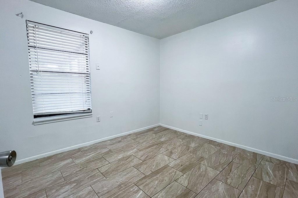 10 York Court - Photo 17