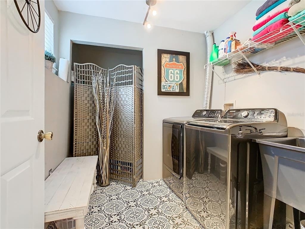 6659 Time Square Avenue - Photo 32