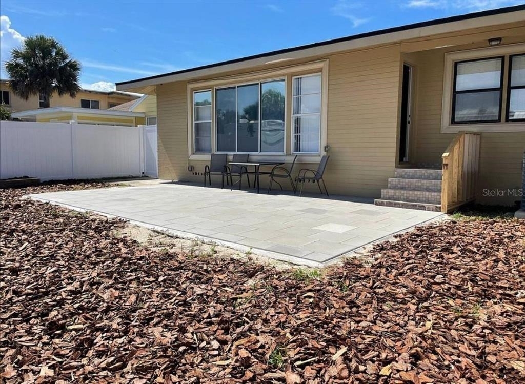 582 Revilo Boulevard - Photo 13