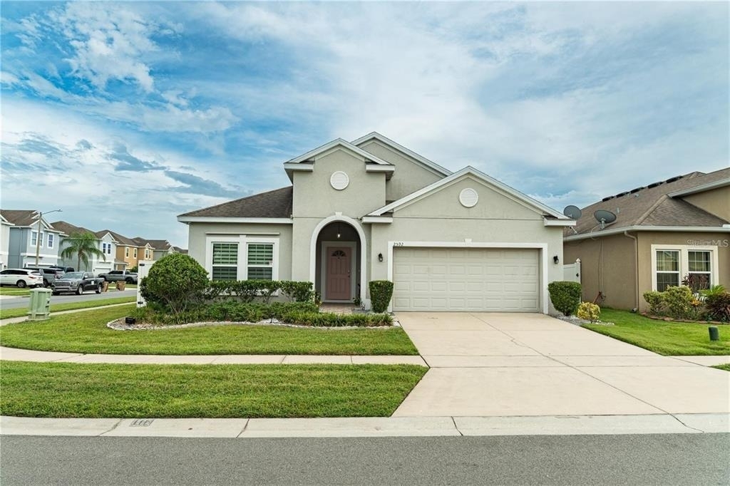 2592 Isabela Terrace - Photo 3