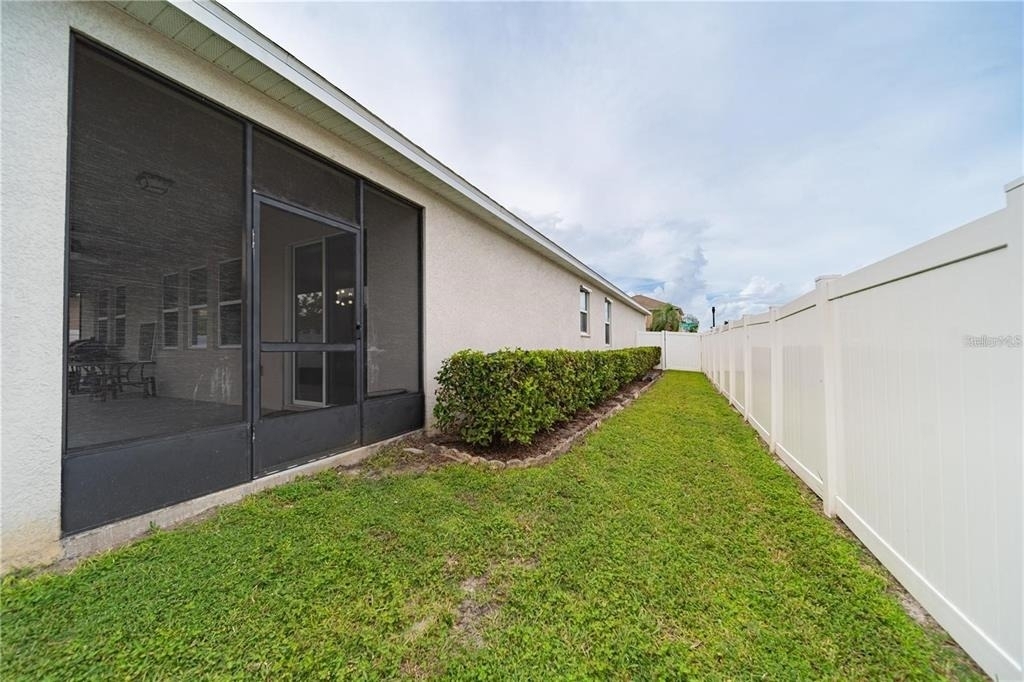 2592 Isabela Terrace - Photo 43
