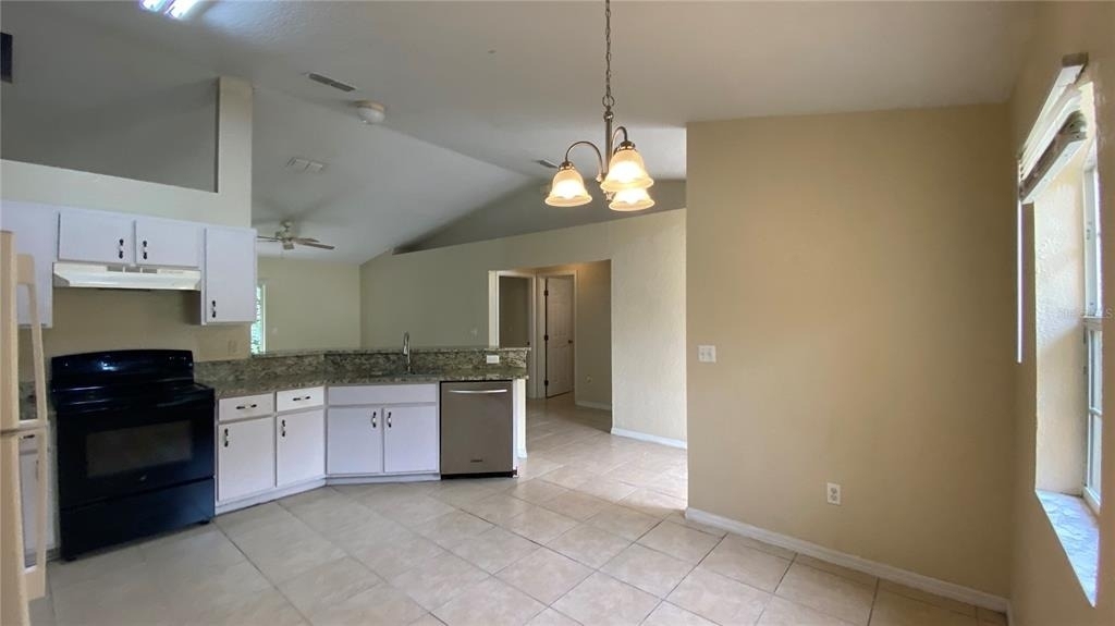 523 Silver Way Drive - Photo 6