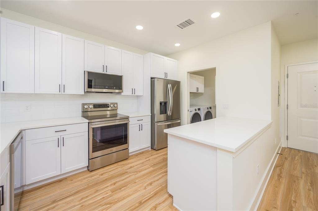 419 Se 1st Avenue - Photo 3