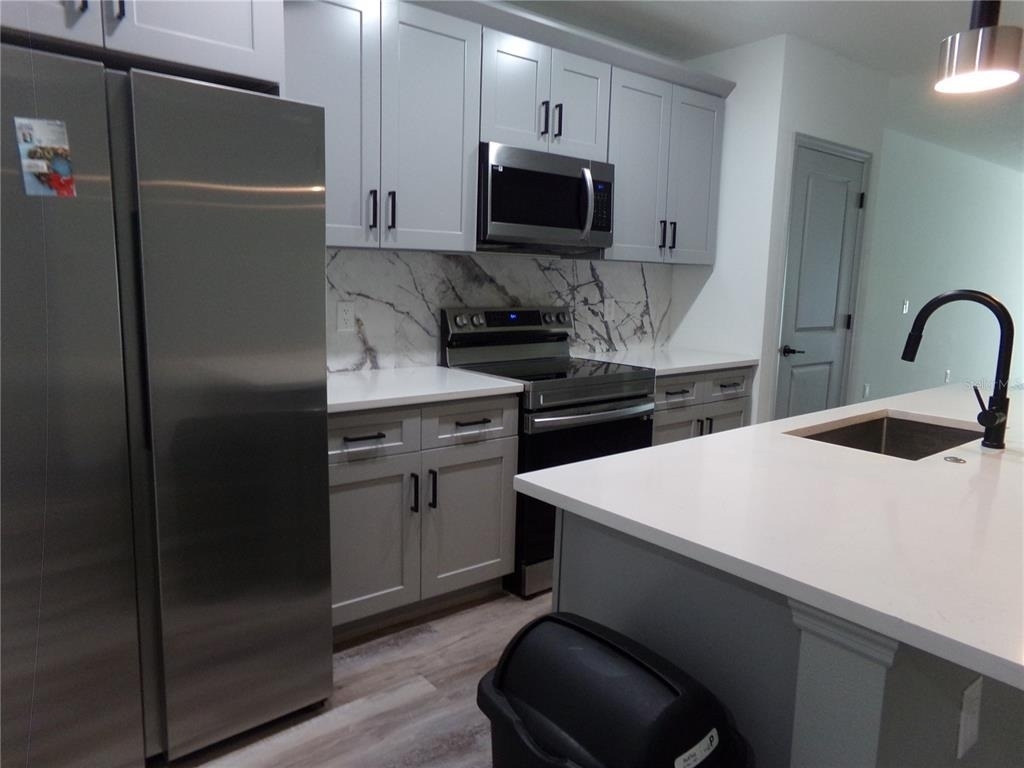 2262 Fernwood St Unit B - Photo 6