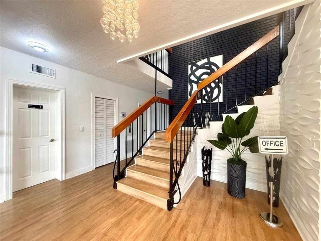 926 Lake Destiny Road - Photo 19