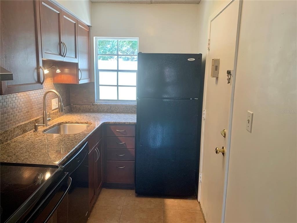 525 Conway Road - Photo 4