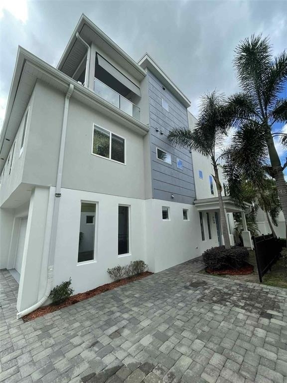 521 Peachtree Road - Photo 0