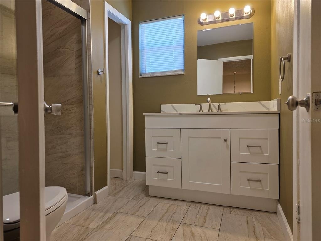 415 S Greenwich Court - Photo 9
