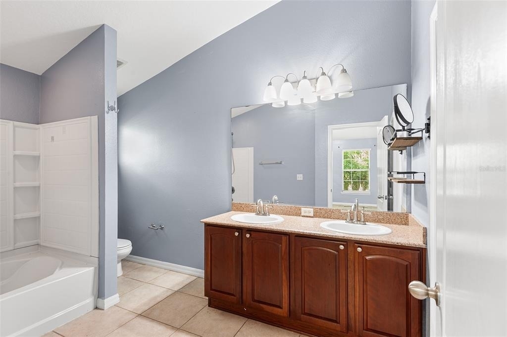6745 Breezy Palm Drive - Photo 6