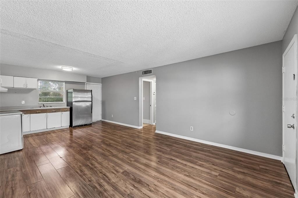601 State Avenue - Photo 7