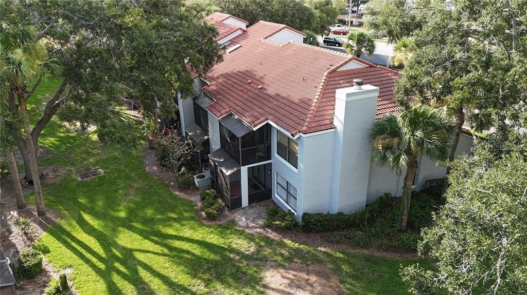 4702 Sutton Terrace - Photo 3