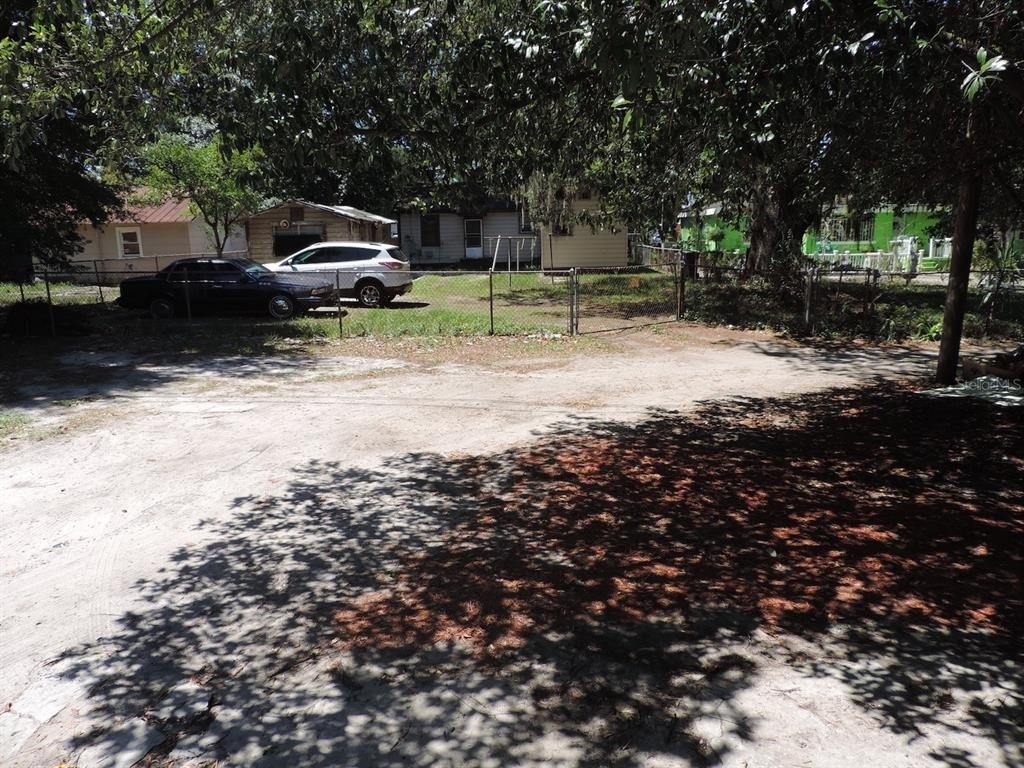 505 E Virginia Avenue - Photo 3