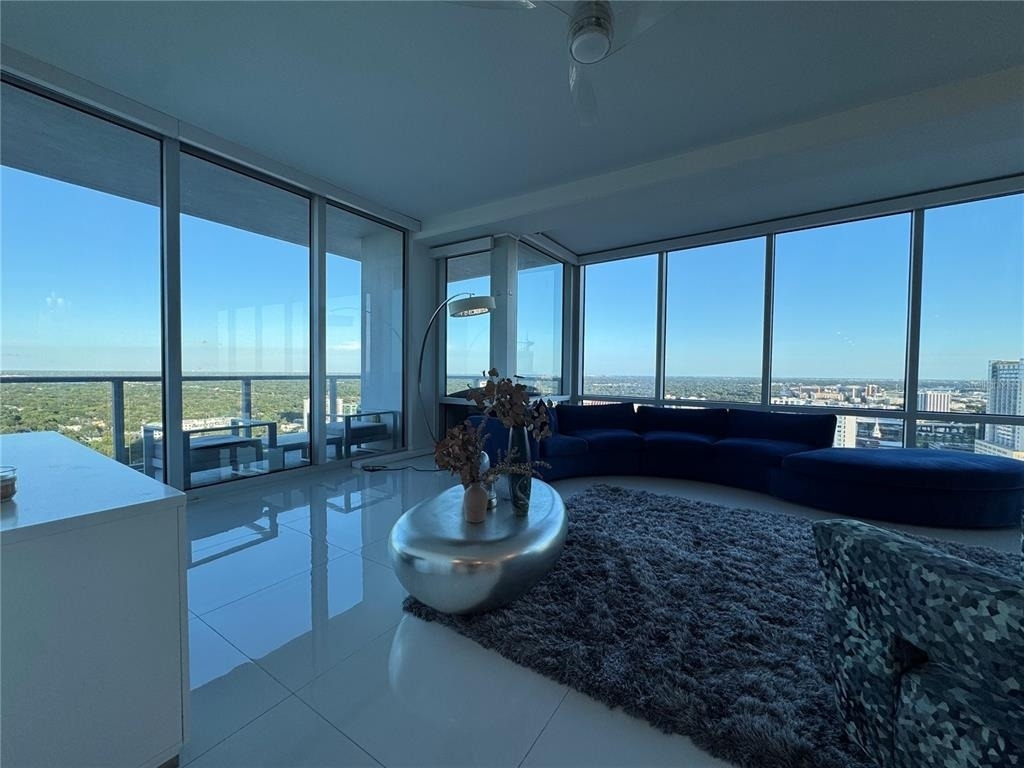 150 E Robinson Street - Photo 15