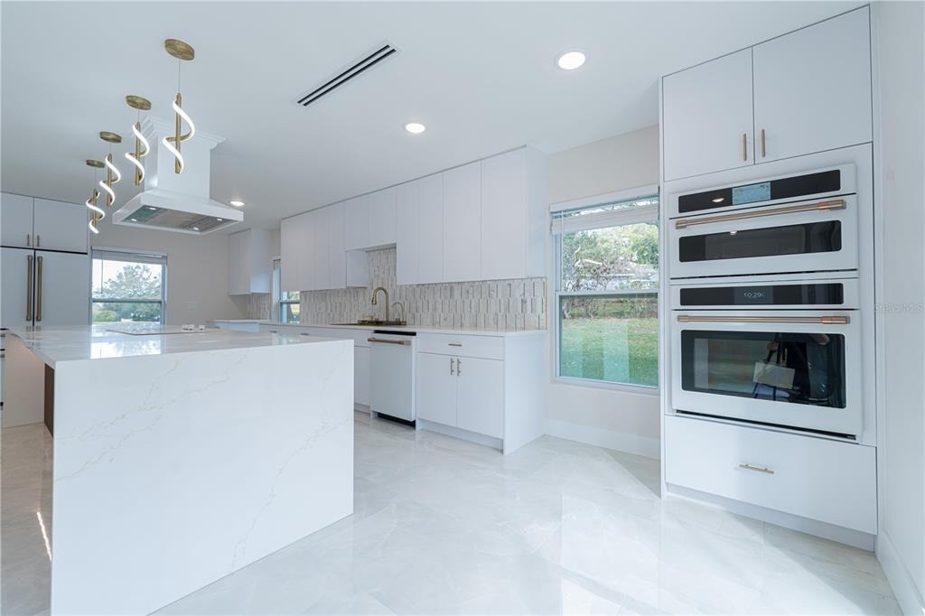 2721 Ingeborg Court - Photo 11