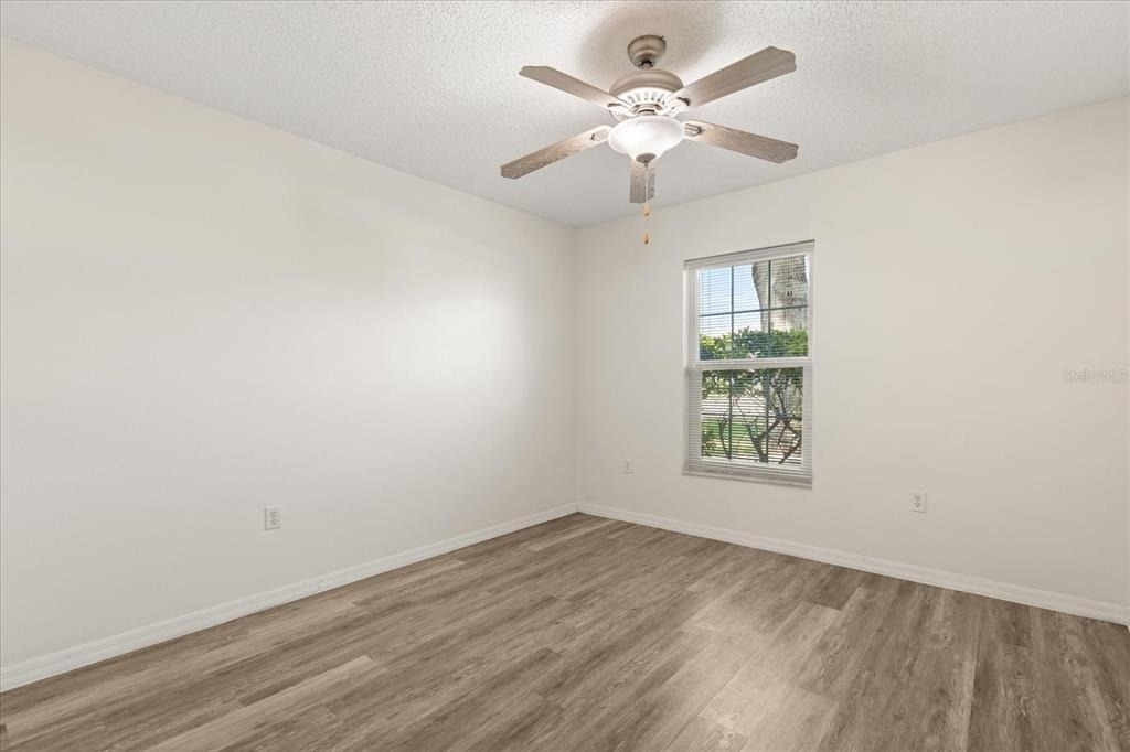 410 Central Mariners Drive - Photo 22