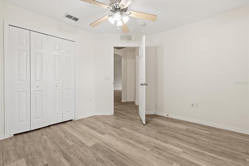 410 Central Mariners Drive - Photo 27