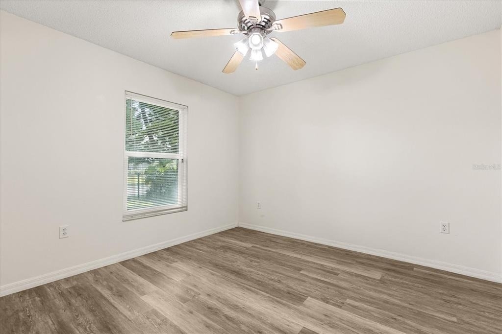 410 Central Mariners Drive - Photo 26
