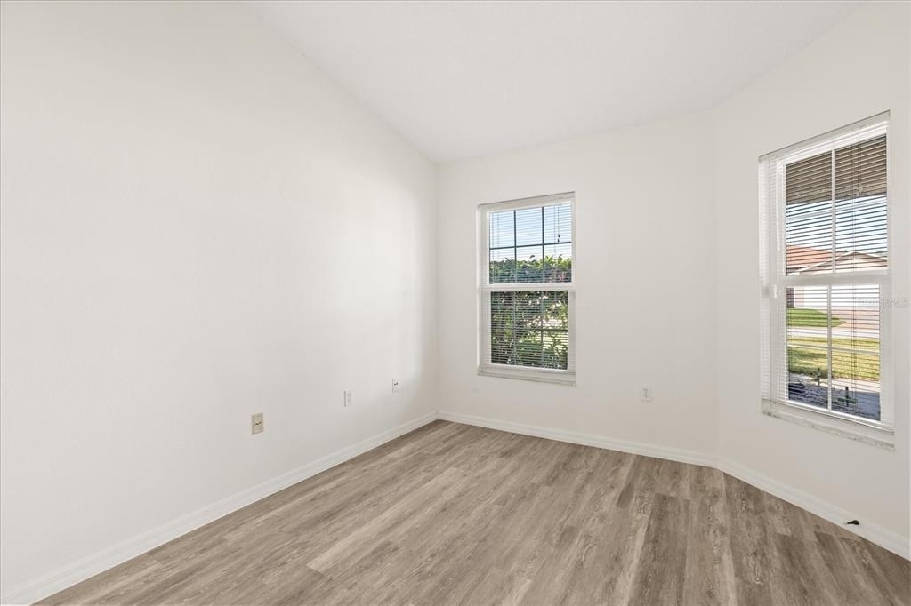 410 Central Mariners Drive - Photo 9
