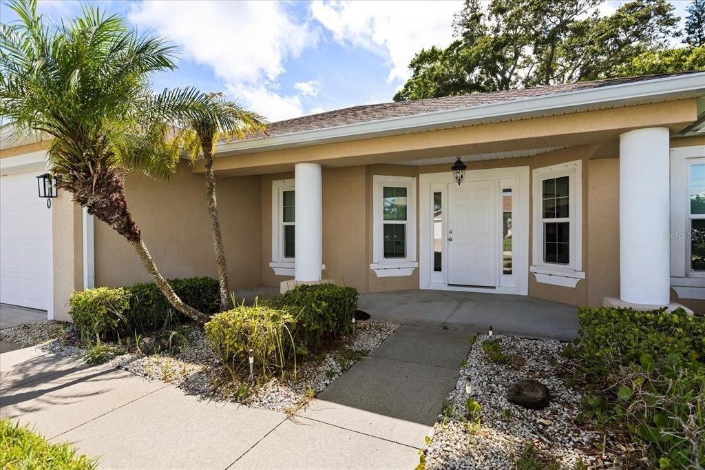 410 Central Mariners Drive - Photo 2