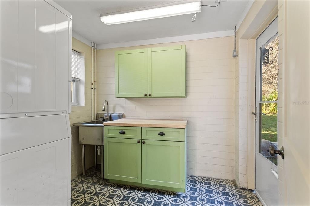 437 Richmond Street - Photo 18