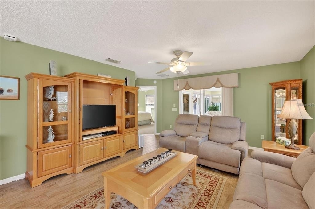 1258 Estill Avenue - Photo 16