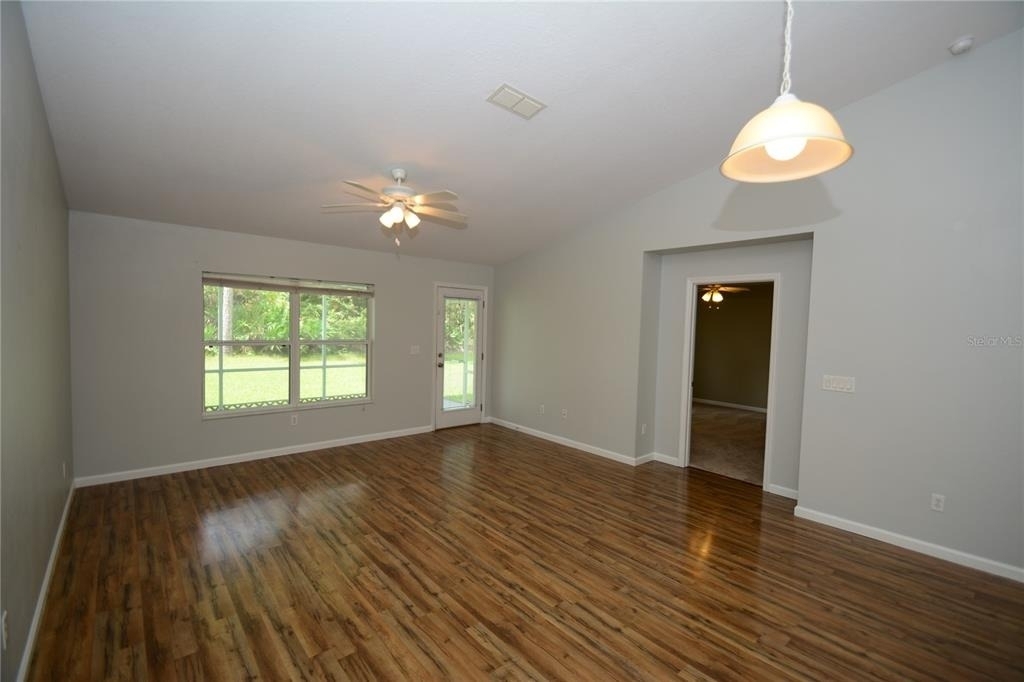 37 Eton Lane - Photo 9