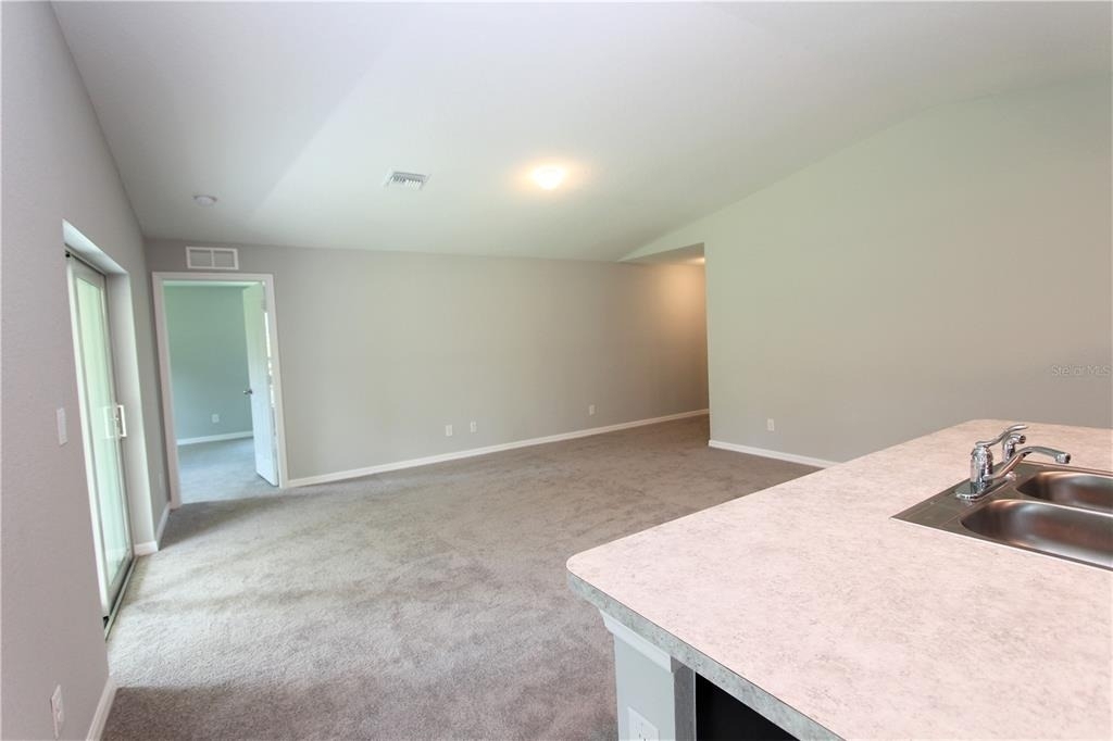 154 Australian Drive - Photo 4
