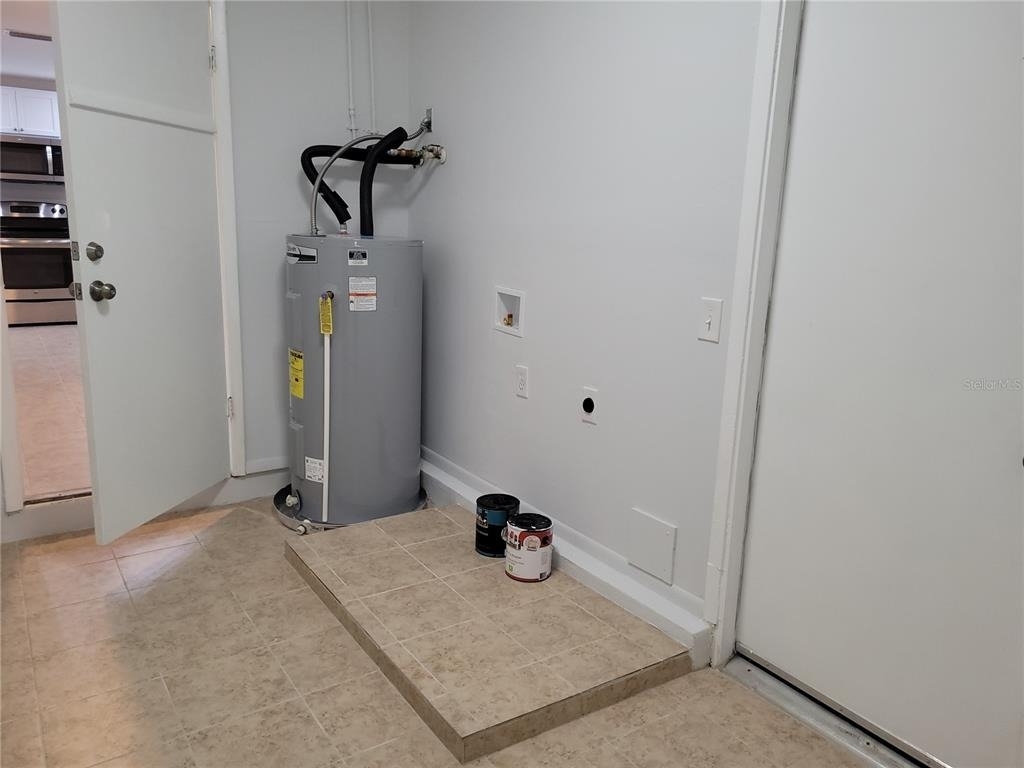 533 E Charlotte Avenue - Photo 13