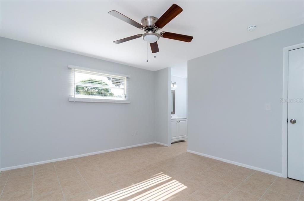 533 E Charlotte Avenue - Photo 7