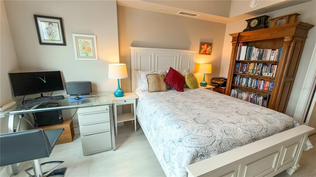 1350 Main Street - Photo 22