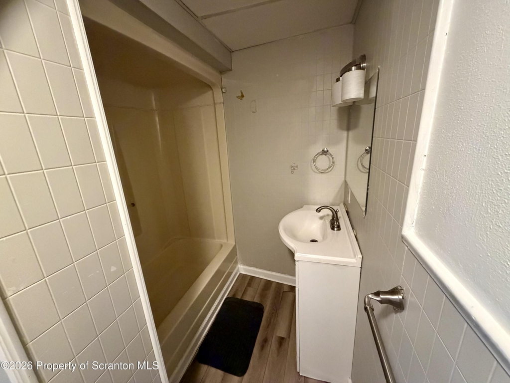 704 Hazle Street - Photo 5