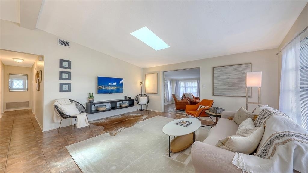 2551 Waneta Drive - Photo 7