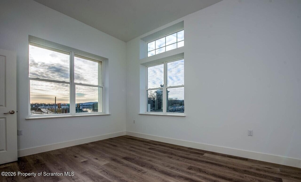 19 N River - Photo 2
