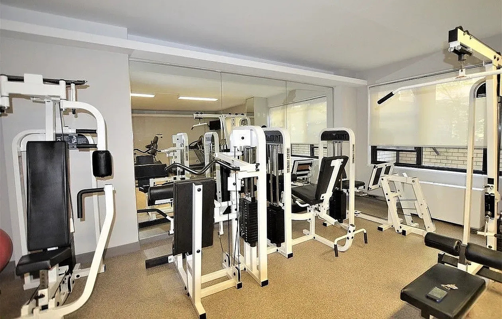 333 East 49th Street - Photo 4