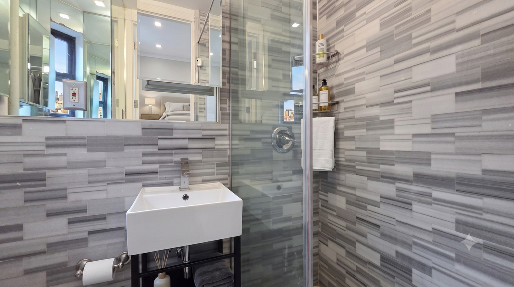 3 West 103rd Street - Photo 3