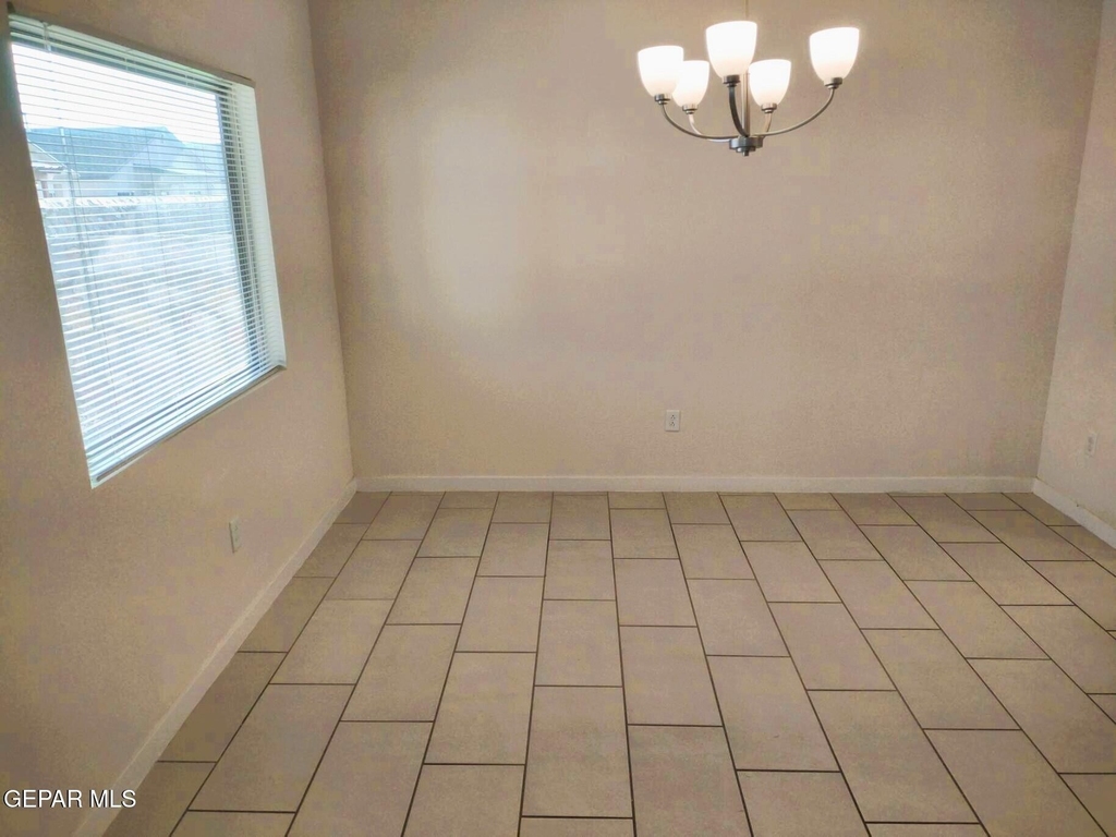 14725 Tierra Fortaleza Avenue - Photo 5
